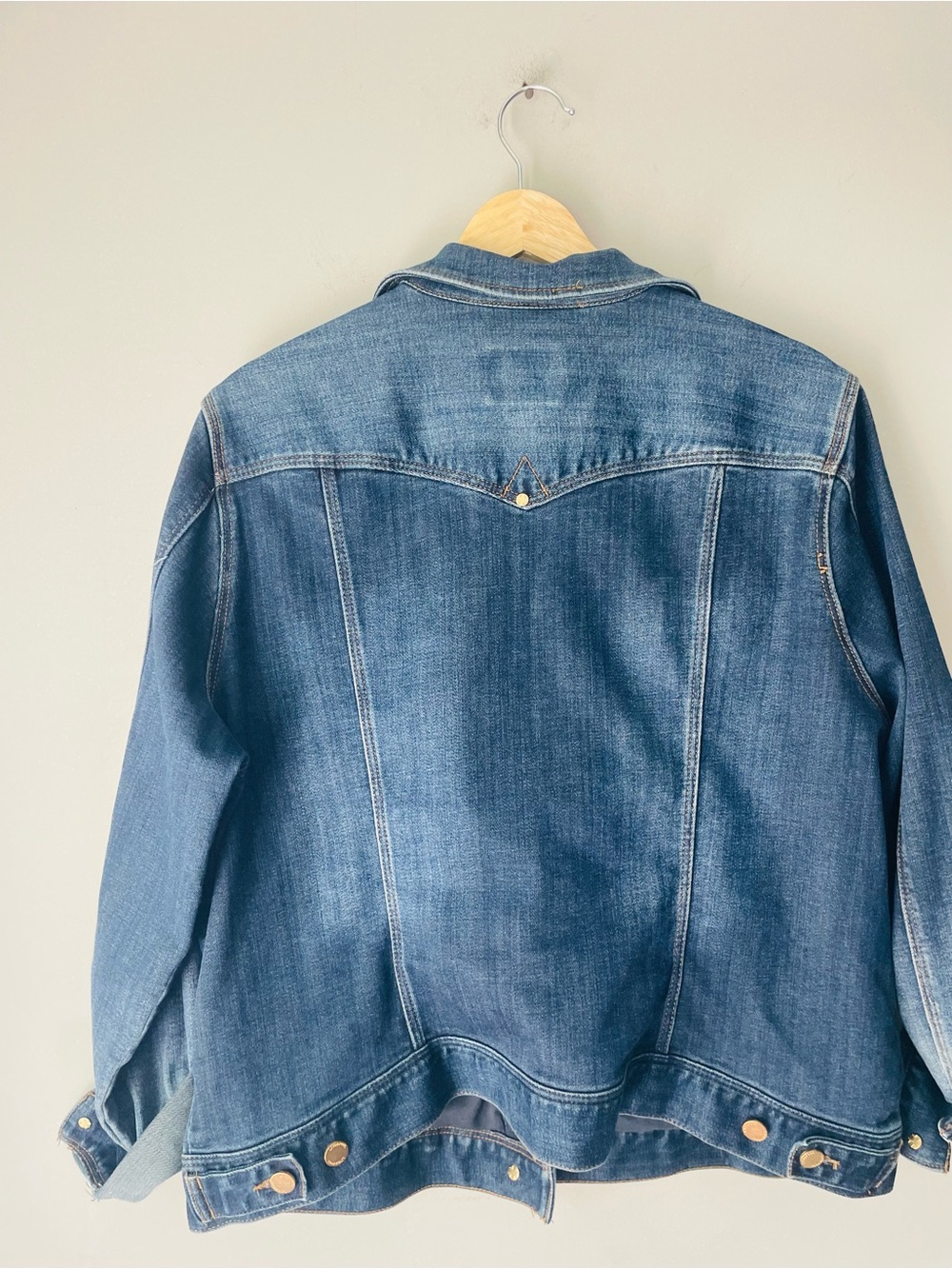 Liverpool Denim Jacket - Picture 4 of 9